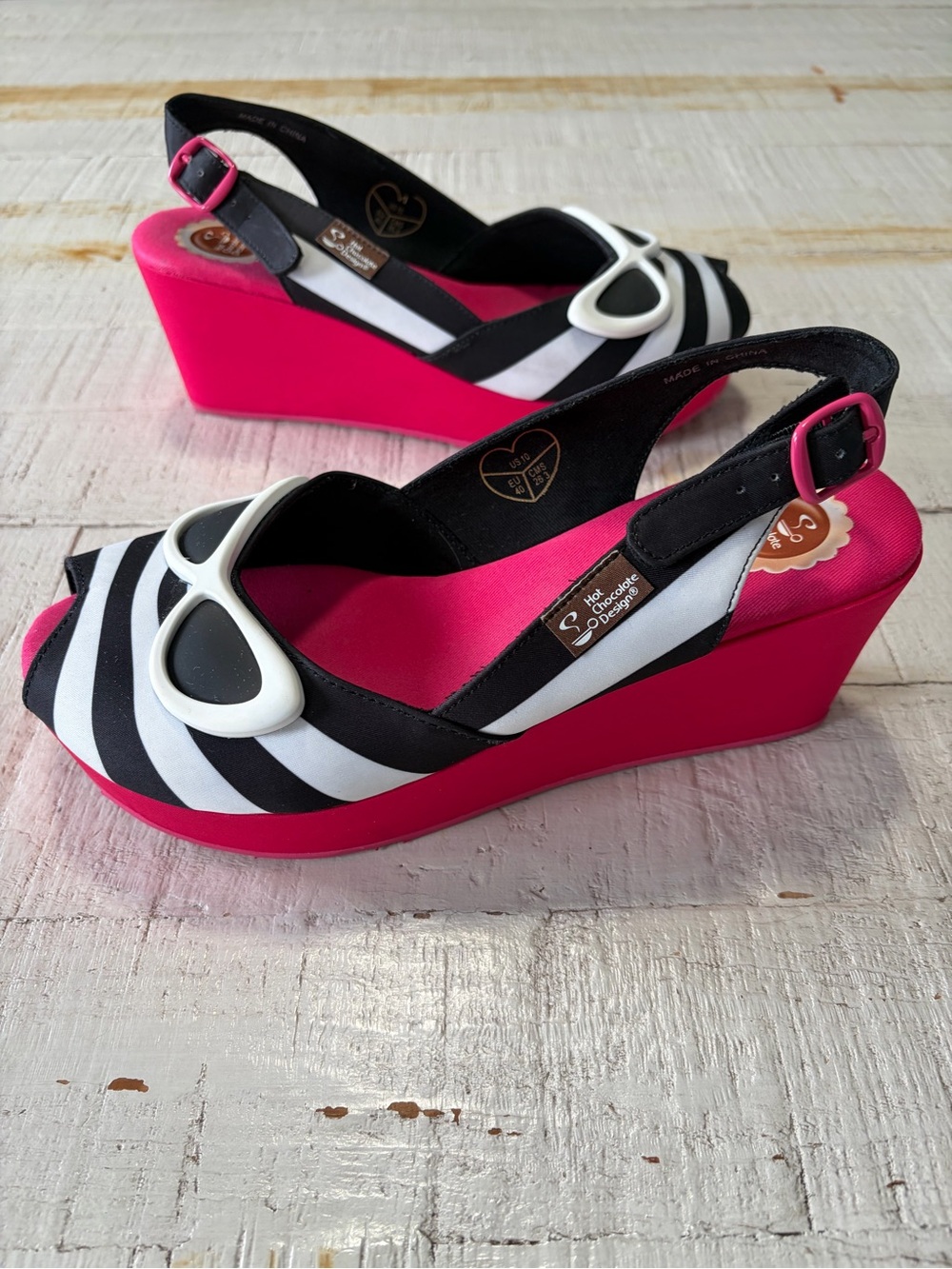 Hot Chocolate Design Malibu Peep Toe Wedge Sandals US size 10 EU size 40 Pink